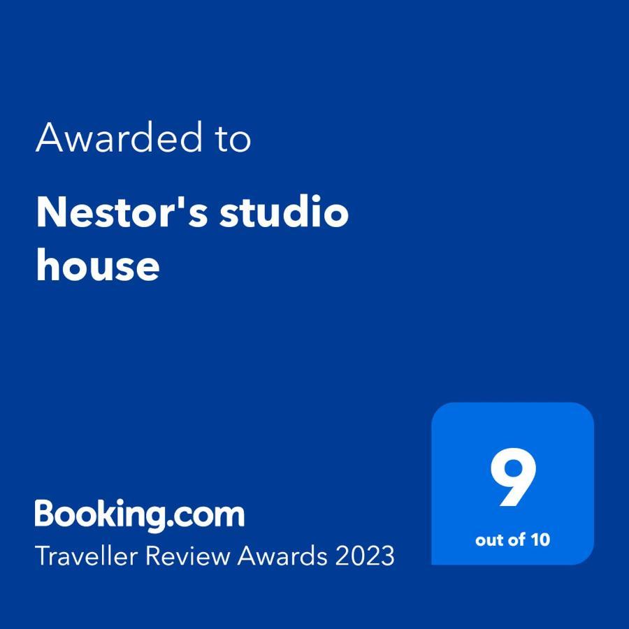 Nestor'S Studio House Villa Пилос Екстериор снимка